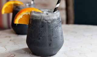 charcoal-drink-health-benef